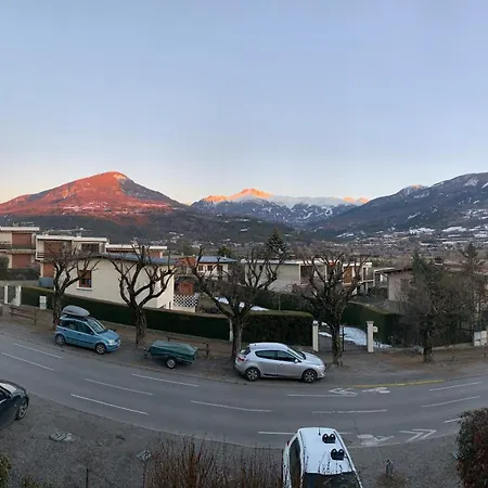 Agreable A Deux Pas Du Plan D'eau Apartment Embrun