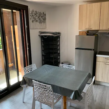 Agreable A Deux Pas Du Plan D'eau Apartment *
